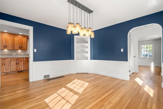 14 Longfellow Rd, Norwood, MA 02062