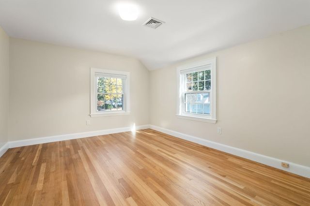 14 Longfellow Rd, Norwood, MA 02062