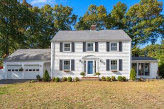 14 Longfellow Rd, Norwood, MA 02062