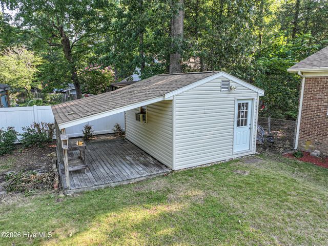 107 Guinevere Lane, Greenville, NC 27858