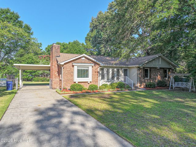 107 Guinevere Lane, Greenville, NC 27858