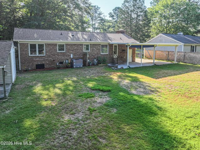 107 Guinevere Lane, Greenville, NC 27858