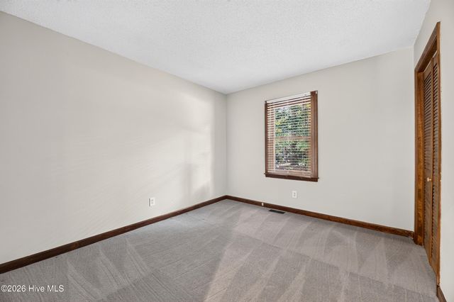 107 Guinevere Lane, Greenville, NC 27858