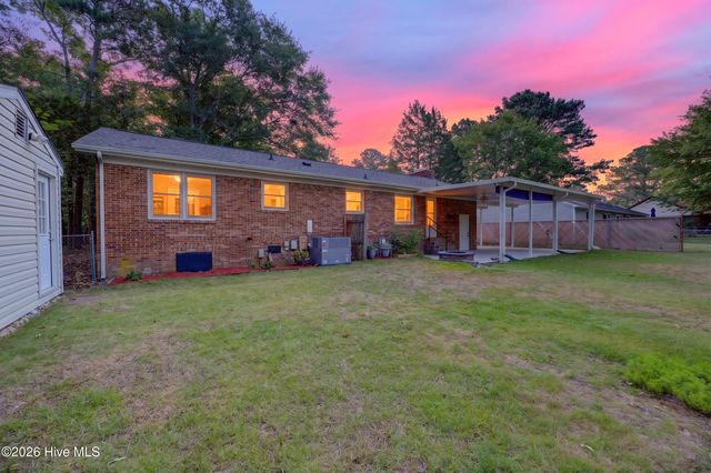 107 Guinevere Lane, Greenville, NC 27858
