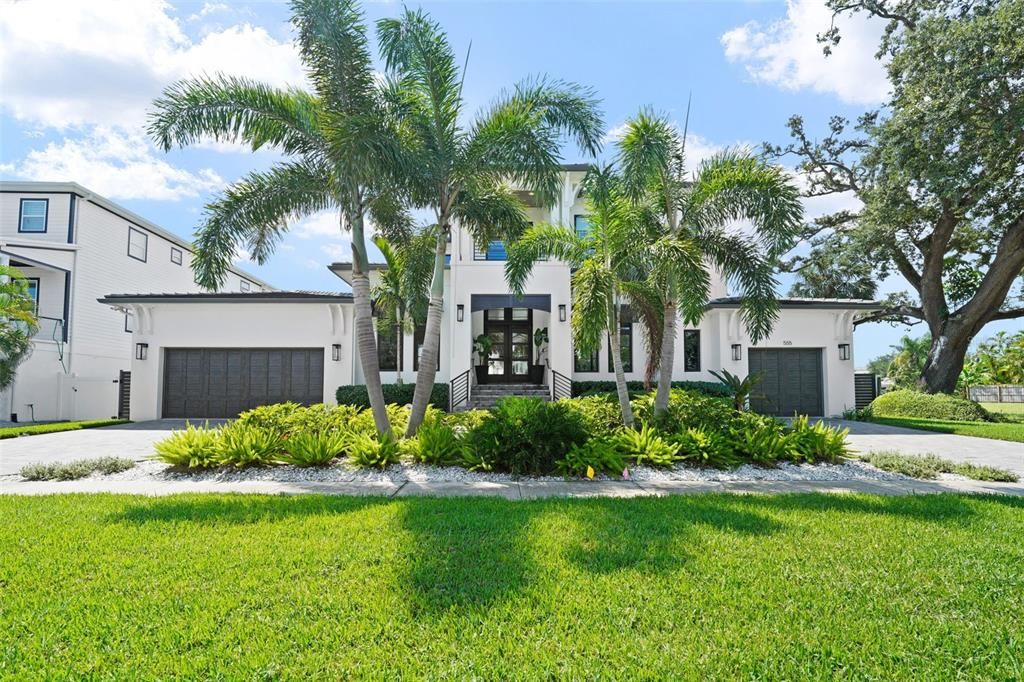 555 SUWANEE CIRCLE, Tampa, FL 33606