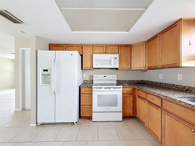 3019 40TH AVENUE W, Bradenton, FL 34205