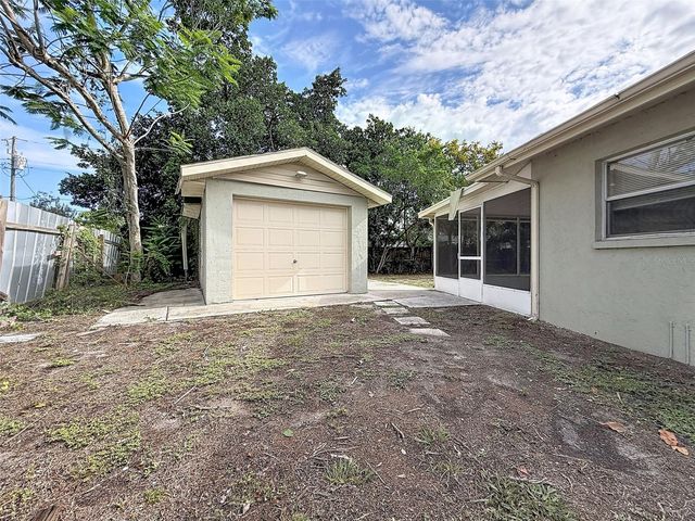 3019 40TH AVENUE W, Bradenton, FL 34205