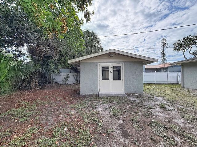 3019 40TH AVENUE W, Bradenton, FL 34205