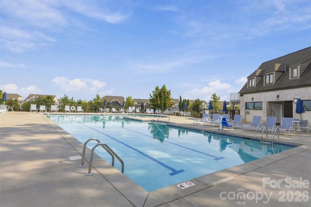 14204 Southbridge Forest Drive, Charlotte, NC 28273