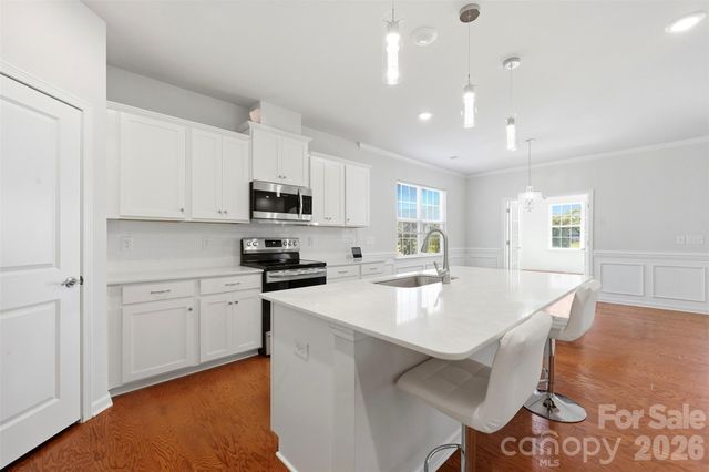 14204 Southbridge Forest Drive, Charlotte, NC 28273
