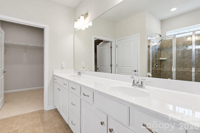 14204 Southbridge Forest Drive, Charlotte, NC 28273