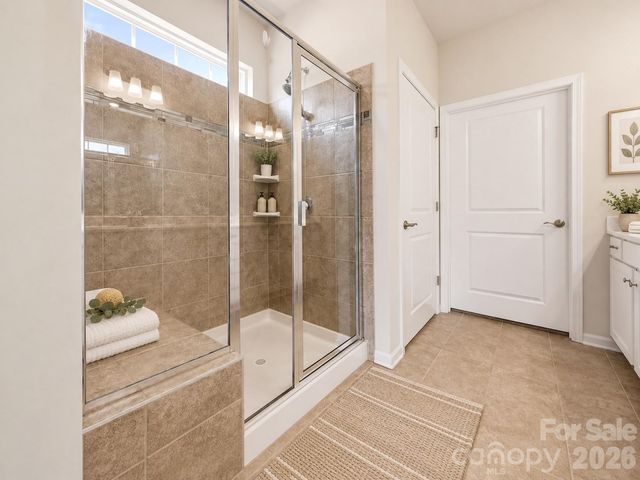 14204 Southbridge Forest Drive, Charlotte, NC 28273