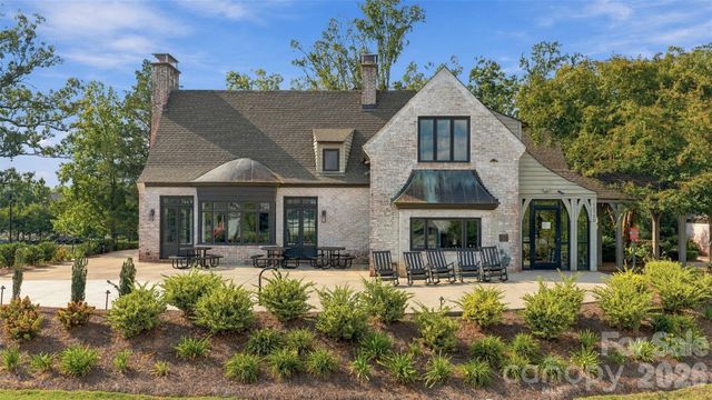 14204 Southbridge Forest Drive, Charlotte, NC 28273