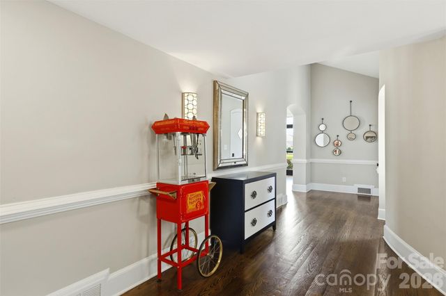 14204 Southbridge Forest Drive, Charlotte, NC 28273