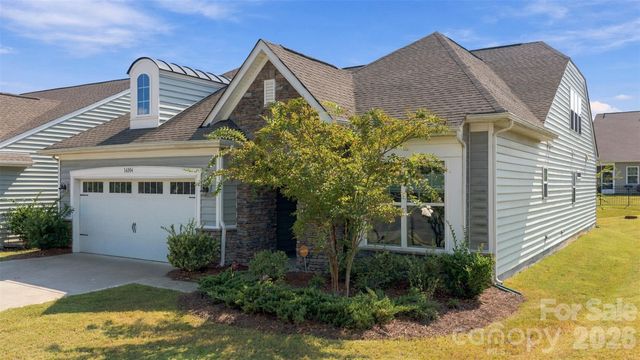 14204 Southbridge Forest Drive, Charlotte, NC 28273