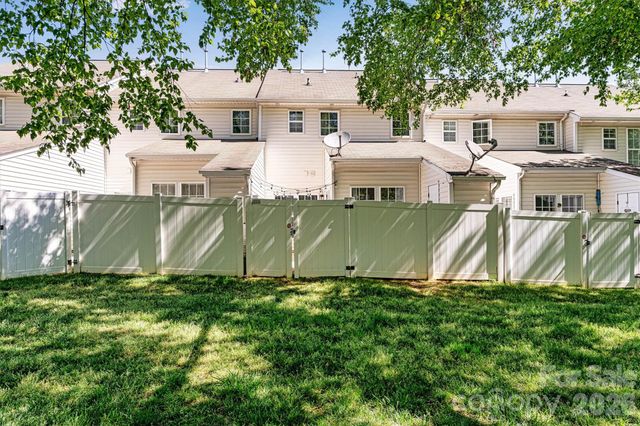 122 Kallie Loop, Mooresville, NC 28117