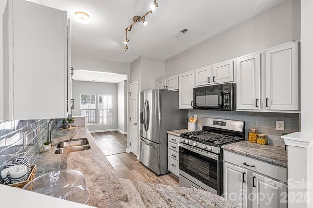 122 Kallie Loop, Mooresville, NC 28117