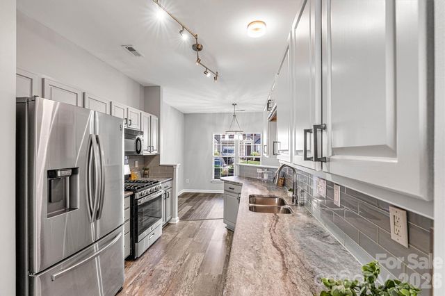 122 Kallie Loop, Mooresville, NC 28117