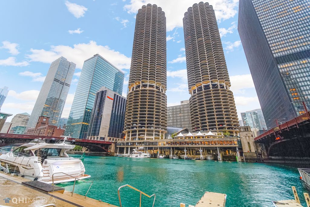 300 N State Street 3910, Chicago, IL 60654