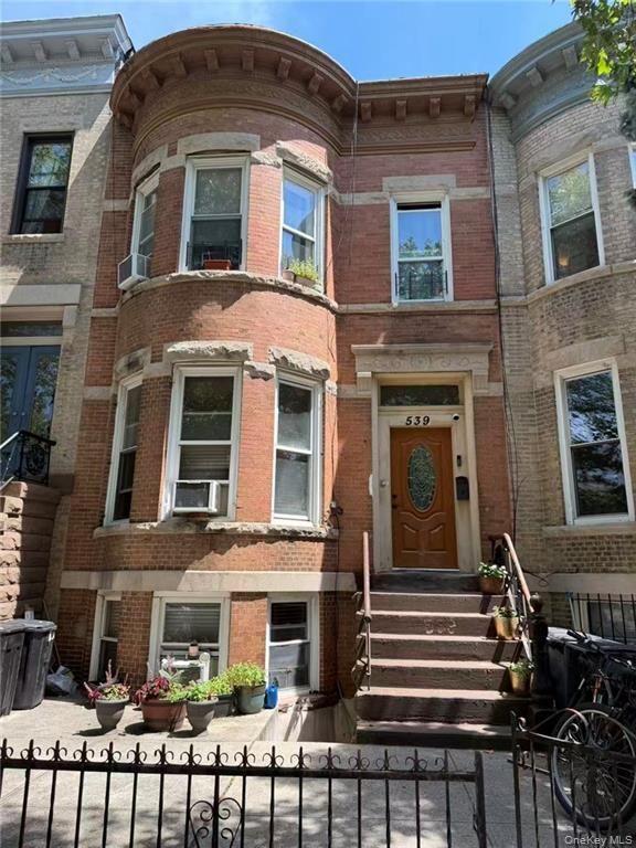 539 72nd Street, Brooklyn, NY 11209