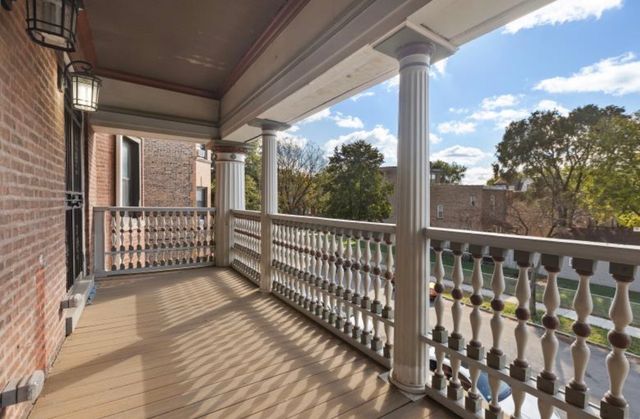 442 E 48th Street 1W, Chicago, IL 60615