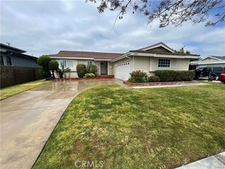 11911 E Cherry, Los Alamitos, CA 90720