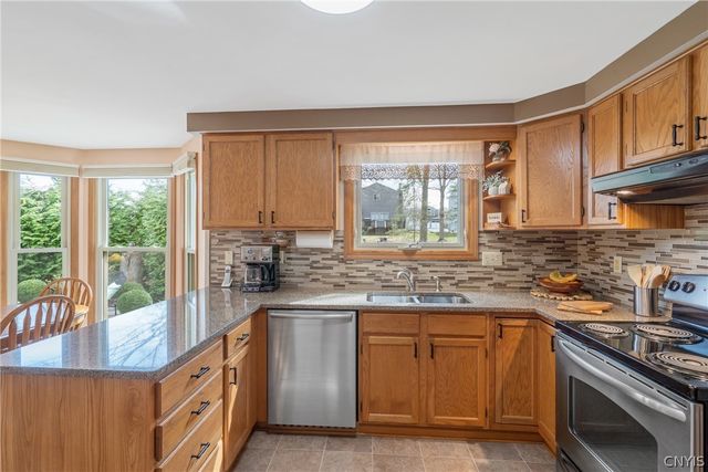 5972 Jerusalem Drive, Cicero, NY 13039