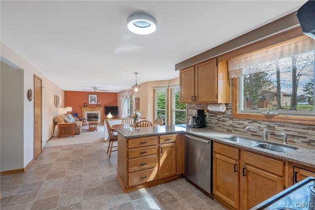 5972 Jerusalem Drive, Cicero, NY 13039