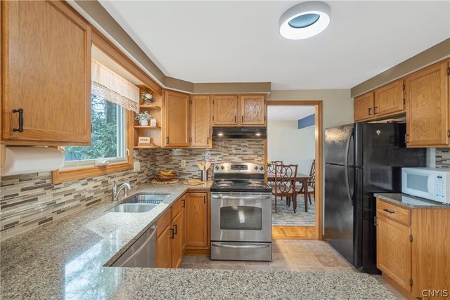 5972 Jerusalem Drive, Cicero, NY 13039