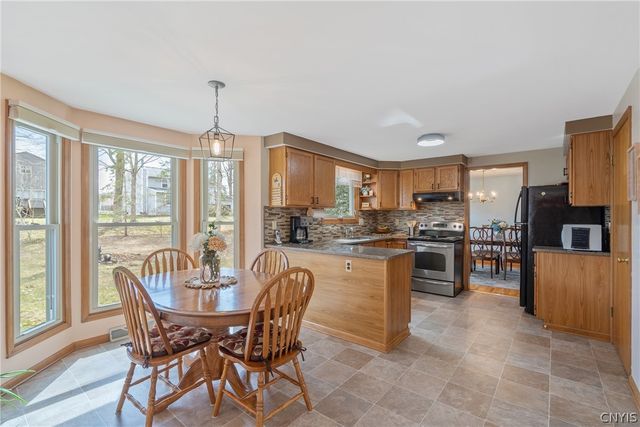 5972 Jerusalem Drive, Cicero, NY 13039