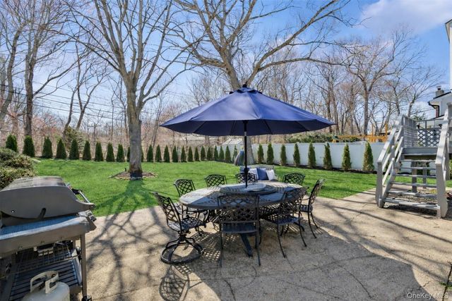 19 Fisher Road, Commack, NY 11725