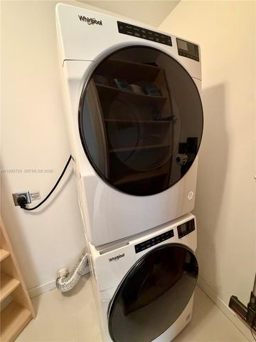 1100 Biscayne Blvd 4105, Miami, FL 33132