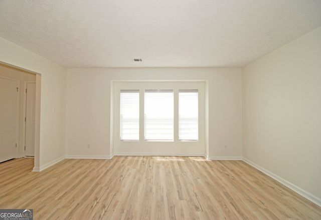 6060 Old Wellborn Trace, Lithonia, GA 30058
