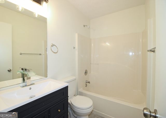 6060 Old Wellborn Trace, Lithonia, GA 30058