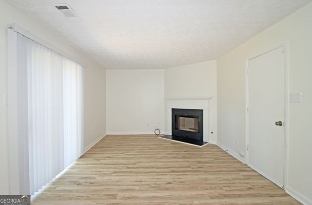 6060 Old Wellborn Trace, Lithonia, GA 30058