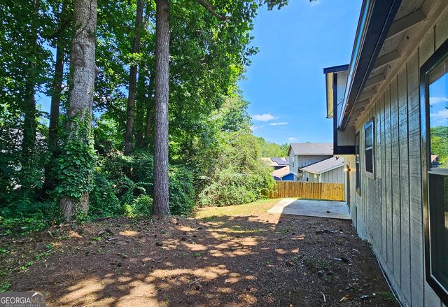 6060 Old Wellborn Trace, Lithonia, GA 30058