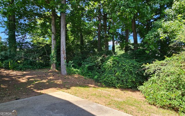 6060 Old Wellborn Trace, Lithonia, GA 30058