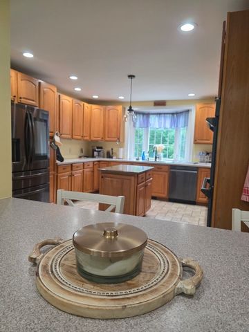 543 Jones Hill Rd, Ashby, MA 01431