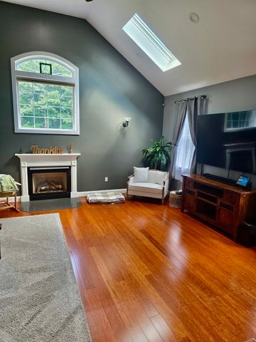 543 Jones Hill Rd, Ashby, MA 01431
