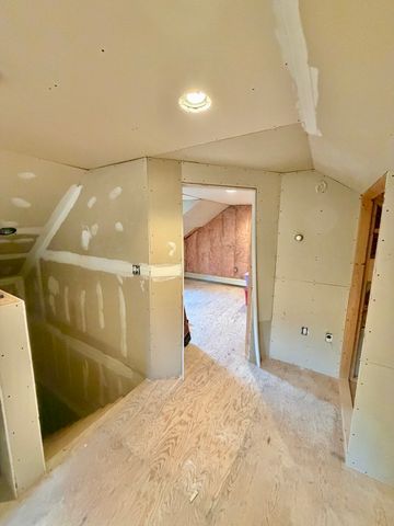 543 Jones Hill Rd, Ashby, MA 01431