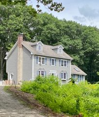 543 Jones Hill Rd, Ashby, MA 01431