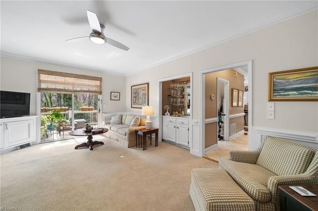 4118 Chatham Hill Drive, Winston-salem, NC 27104