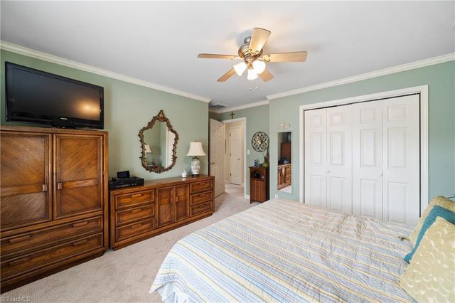 4118 Chatham Hill Drive, Winston-salem, NC 27104