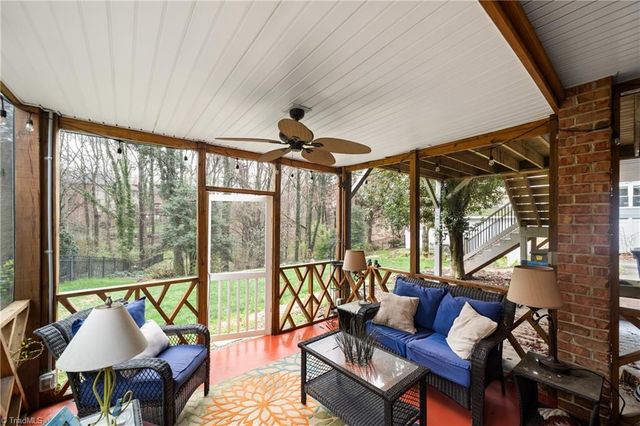 4118 Chatham Hill Drive, Winston-salem, NC 27104