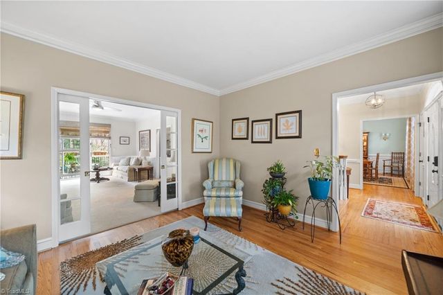 4118 Chatham Hill Drive, Winston-salem, NC 27104