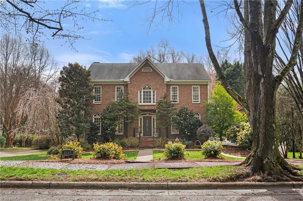 4118 Chatham Hill Drive, Winston-salem, NC 27104