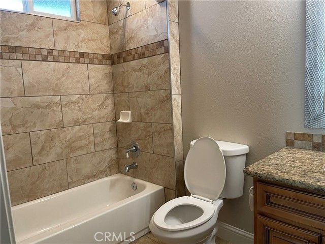 2538 N Thorne, Fresno, CA 93704