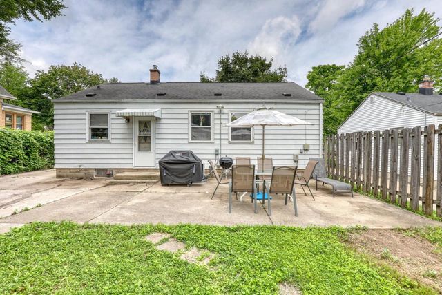 1234 S 97th STREET, West Allis, WI 53214