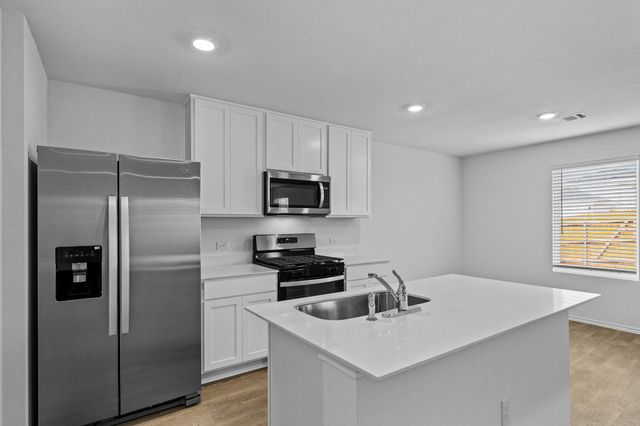 251 Bardwell WAY, Buda, TX 78610