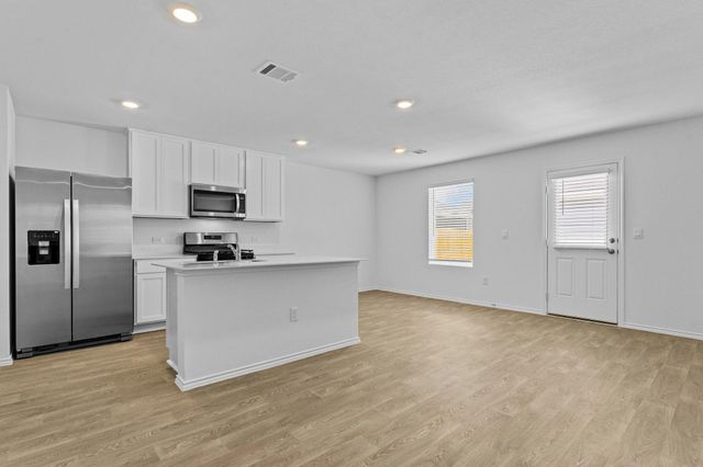 251 Bardwell WAY, Buda, TX 78610